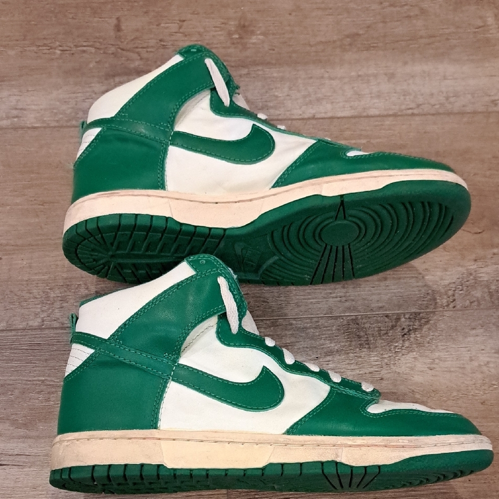 SOLD Nike Dunk High Lucky Green 318850-131. 2008 - Picture 6 of 8